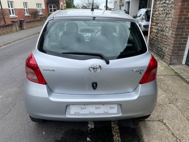 Sold 2006 Toyota Yaris T3 VVT-I 5-Door, Worthing, West Sussex | Denton ...